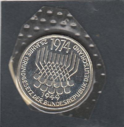 Beschrijving: 5 Mark CONSTITUTIONAL 